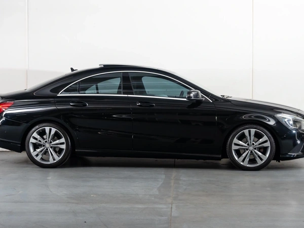 2014 Mercedes-Benz CLA200 Panoramic Sunroof Reversing Camera