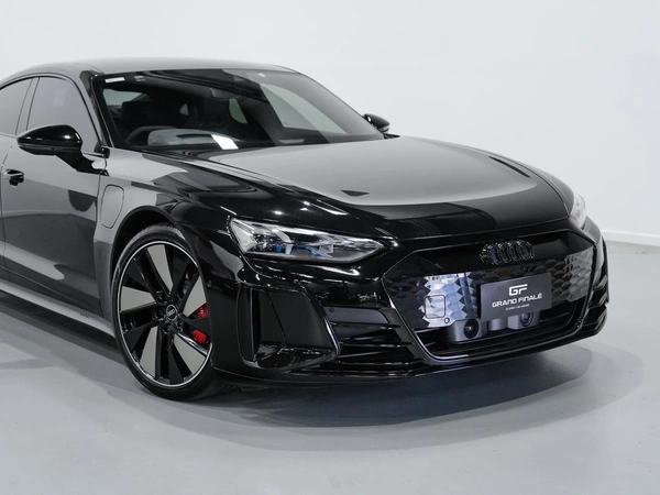 2023 Audi RS e-tron GT Panoramic Sunroof Adaptive Cruise Control