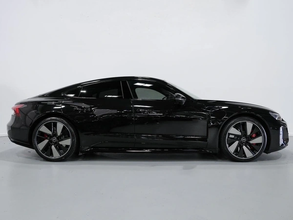 2023 Audi RS e-tron GT Panoramic Sunroof Adaptive Cruise Control