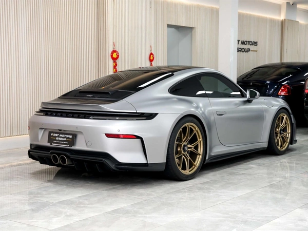 2026 Porsche 911 GT3 Touring Dual-Clutch (DCT) Petrol