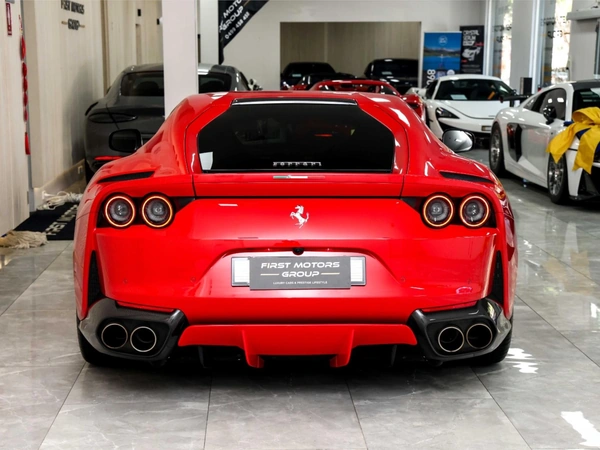 2019 Ferrari 812 Superfast F152M Dual-Clutch Petrol