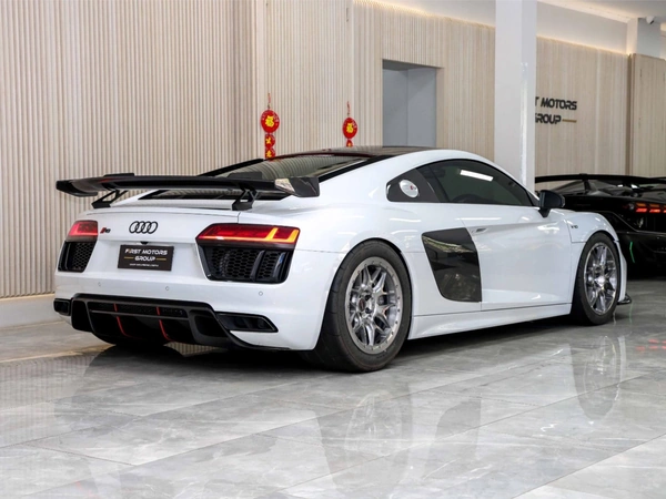 2017 Audi R8 Coupe plus Sports Automatic Dual Clutch