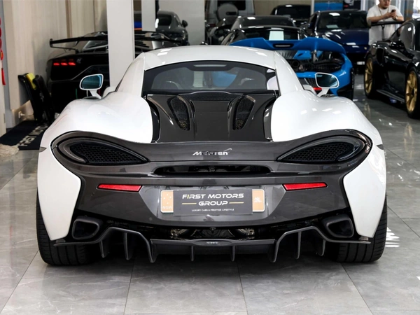 2016 Mclaren 570S P13 Dual-Clutch (DCT) Petrol