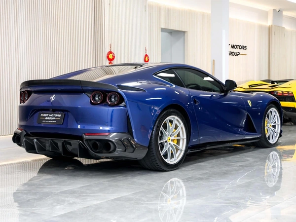 2018 Ferrari 812 Superfast F152M Dual-Clutch Petrol