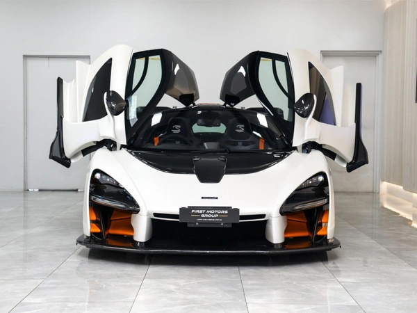 2018 McLaren Senna Senna P14 Dual-Clutch (DCT) Petrol